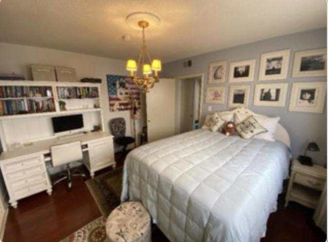 Stay In Beverly Hills - Private Bedroom & Bath For Female Only - Near Beverly Center, Cedars Sinai Hospital, The Grove Los Angeles Exterior photo